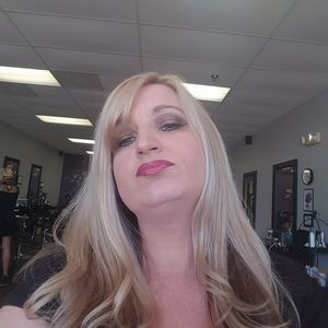 Meet your Posher, Tina